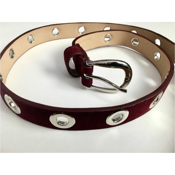 Red faux suede belt - Picture 2 of 4